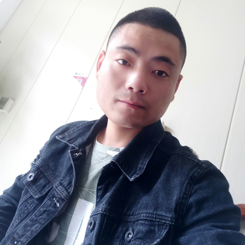 英俊吃醋南鸢的照片