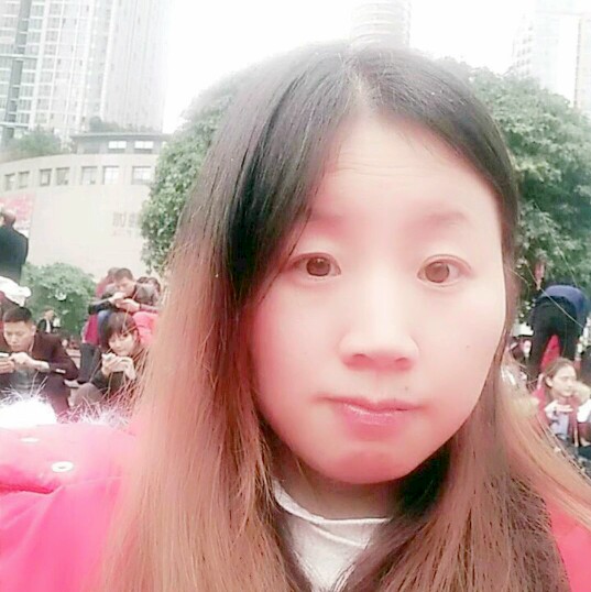 凤悠铃的照片