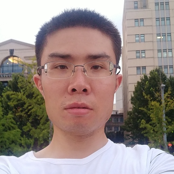碧影有坦率的照片