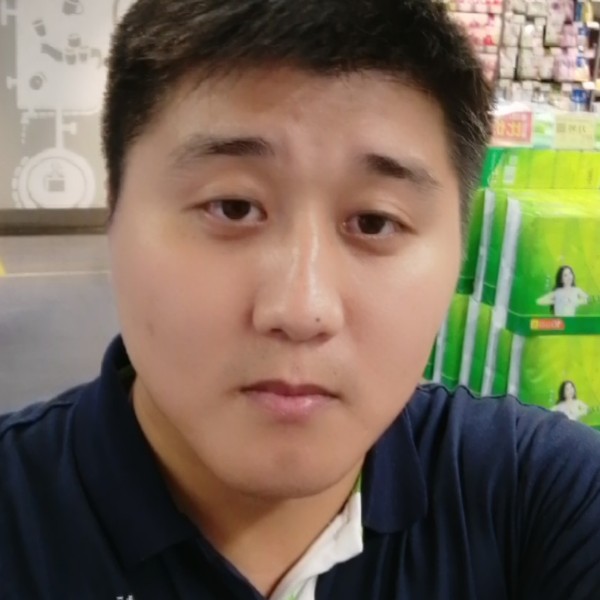 谨慎向美女的照片