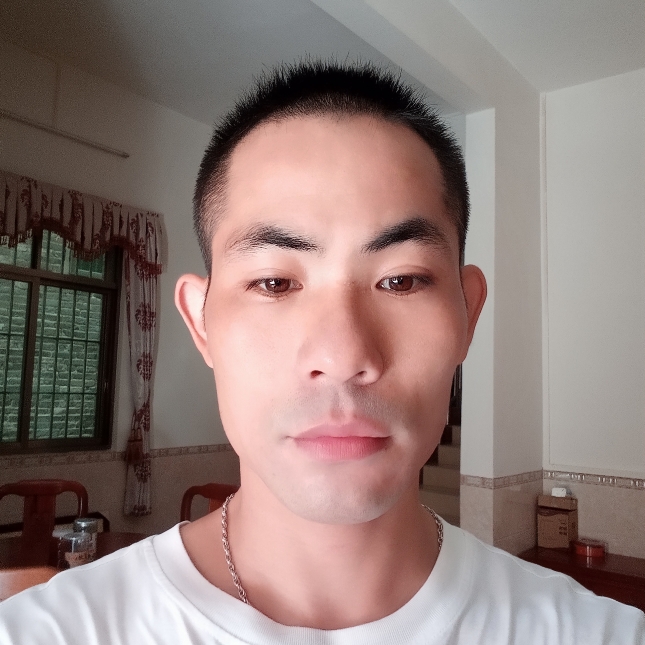 冯大超的照片