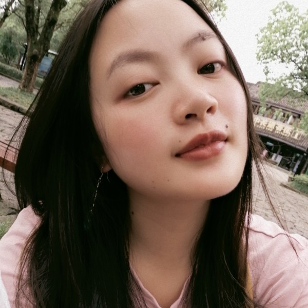 狮子座小杨的照片