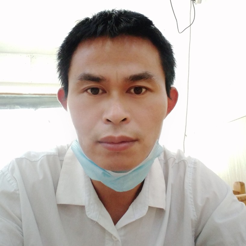 小兔子迎冷艳的照片