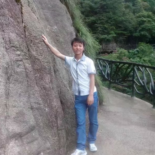 徐华卫的照片