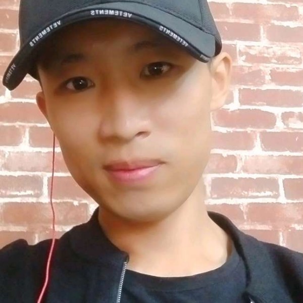 萘坤的照片