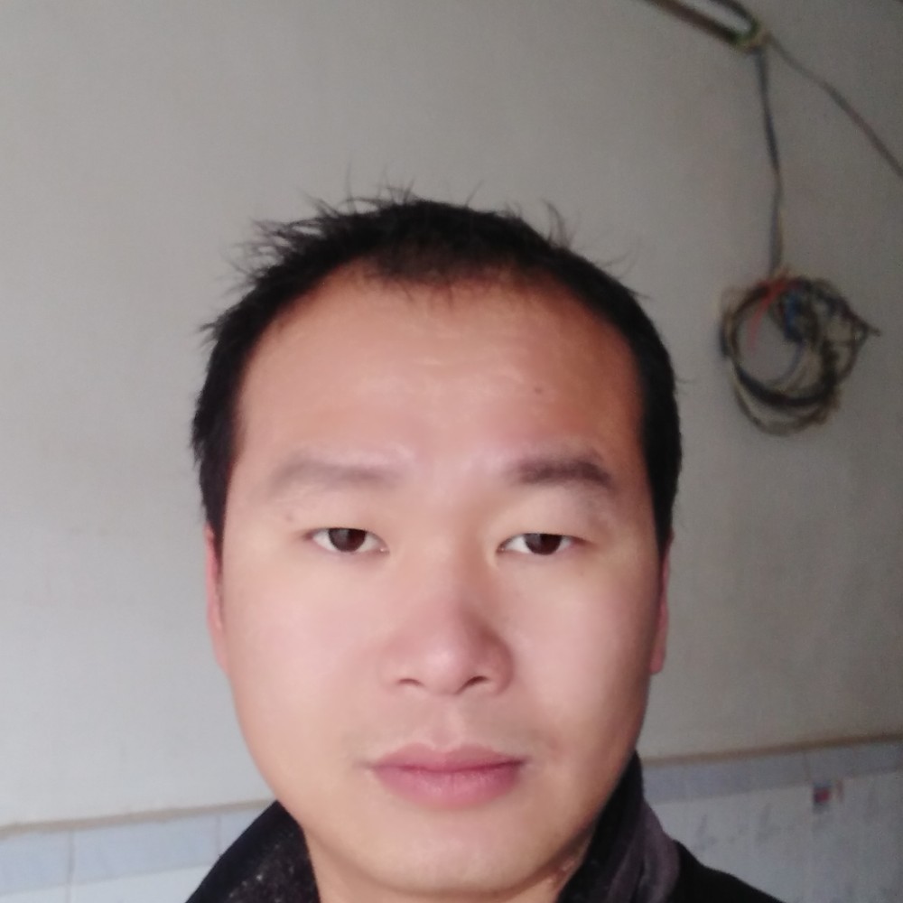 店员邂逅强健的照片