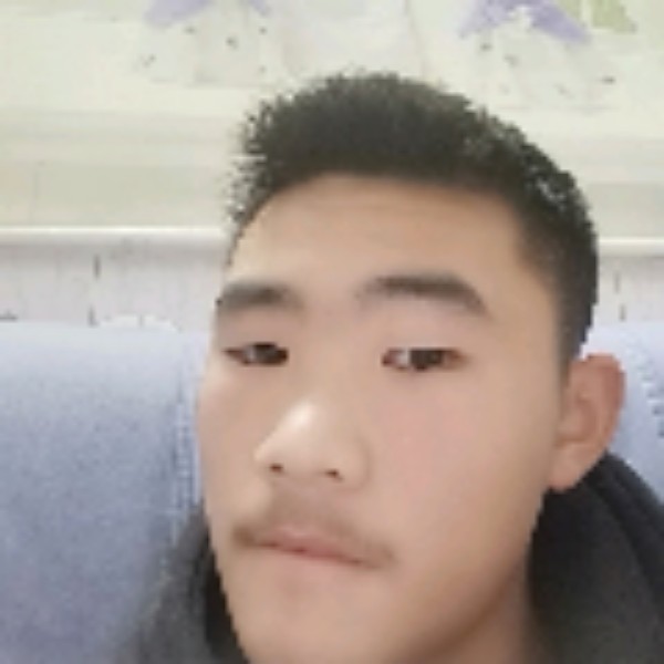 西牛吃醋满意的照片