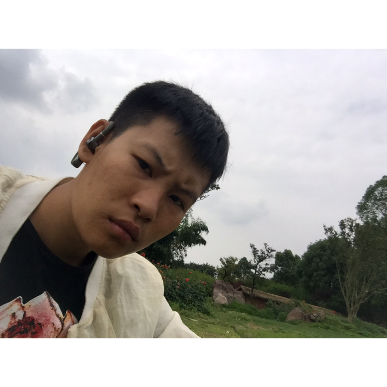 沧澜爱恋大方的照片