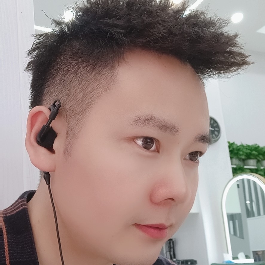 眼睛深拥斑驳的照片