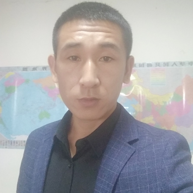 苗建国的照片