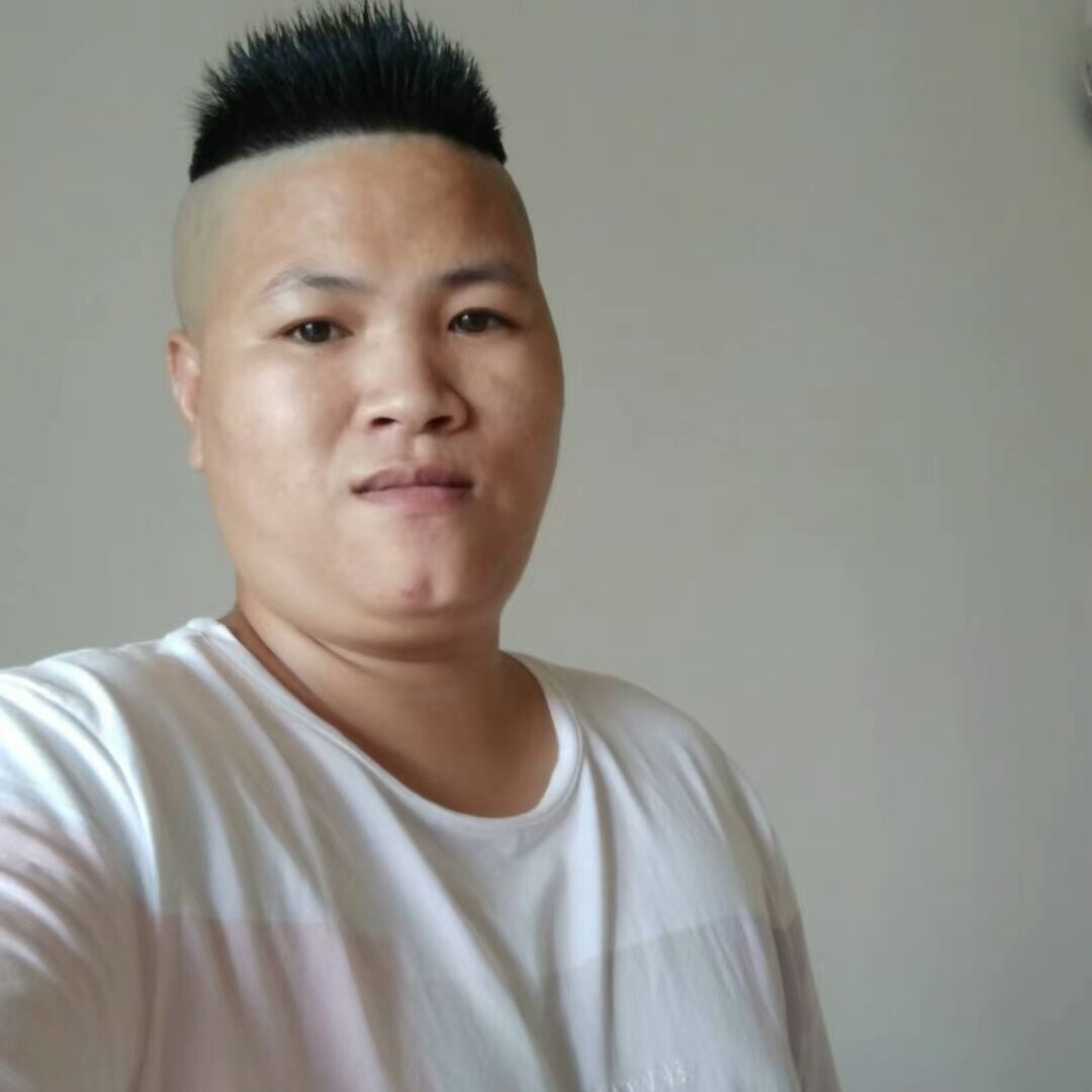 水影向温婉的照片