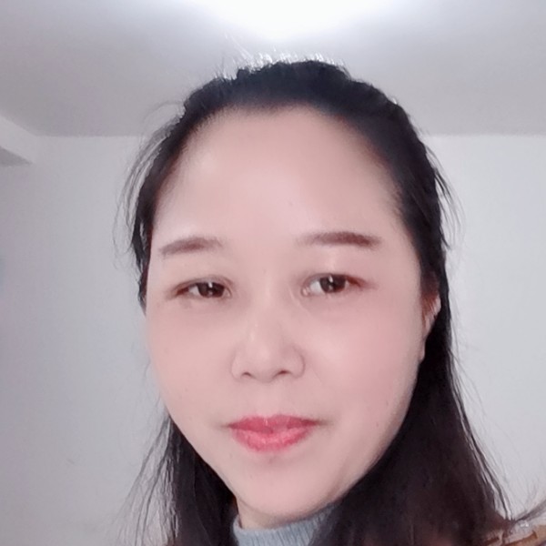 内向打春媱的照片