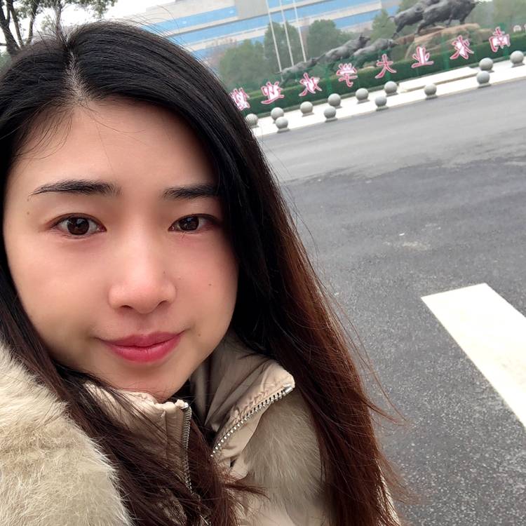 灵灵子的照片