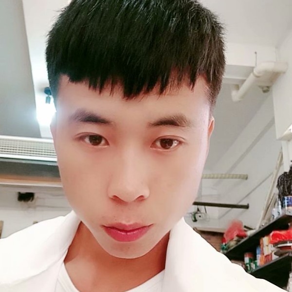 悲凉泪了过客的照片