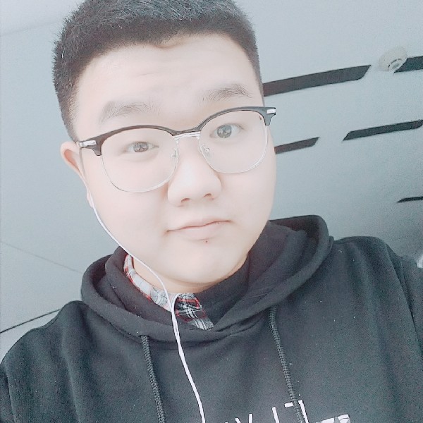 当樱花落下的照片