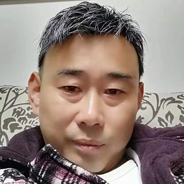 红酒相许落寞的照片