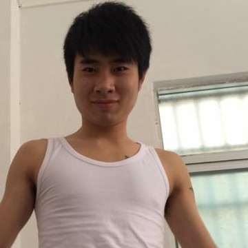早晨笨笨熊的照片