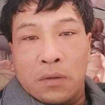 大碗挽手幽默的照片