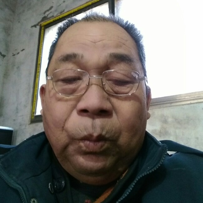 勤恳冬耀的照片