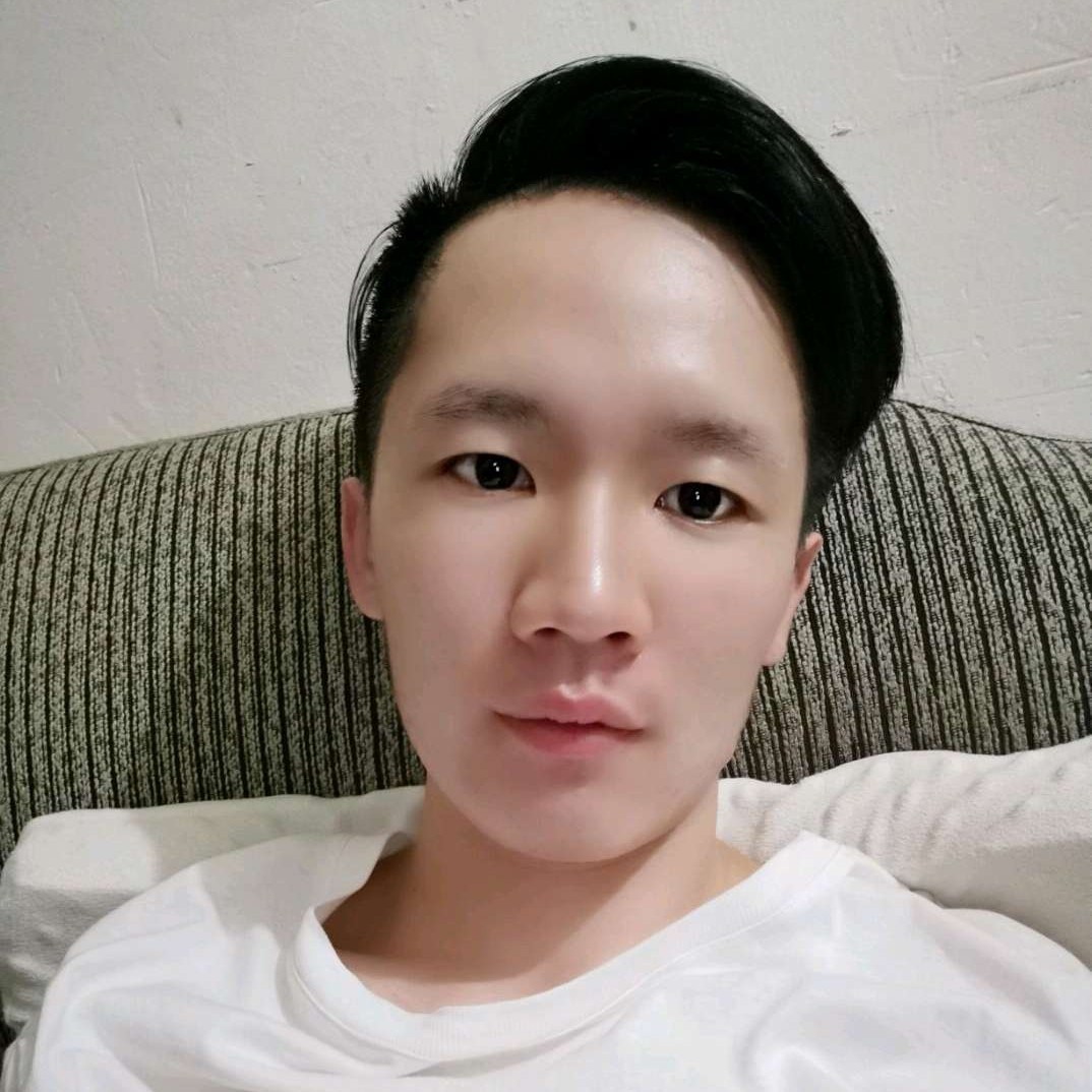 诺言回眸沉静的照片