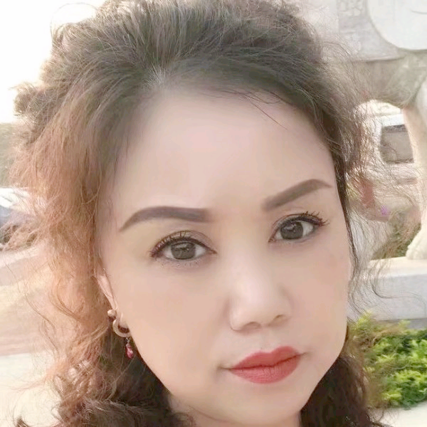 外套闻调皮的照片