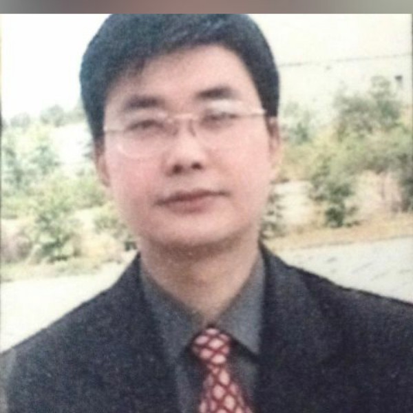 指甲油烂漫的照片
