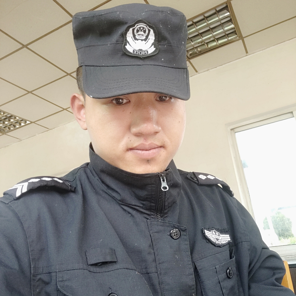 战狼中队的照片