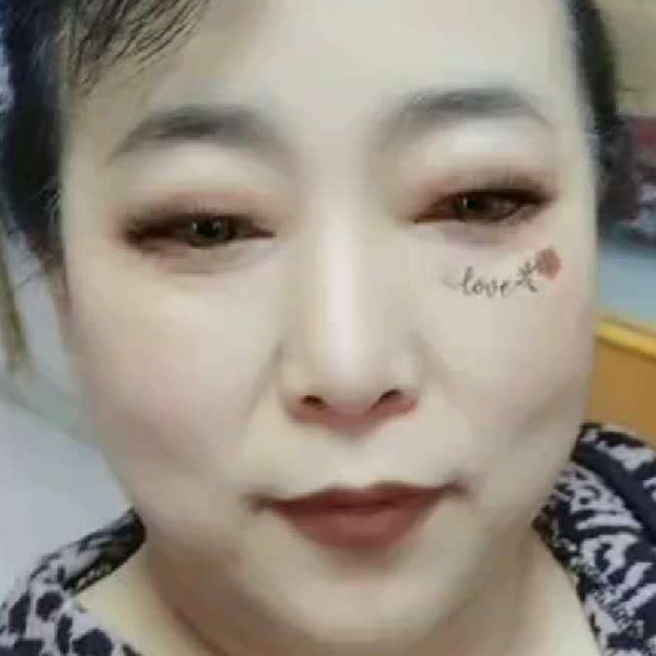 独自摇滚的照片