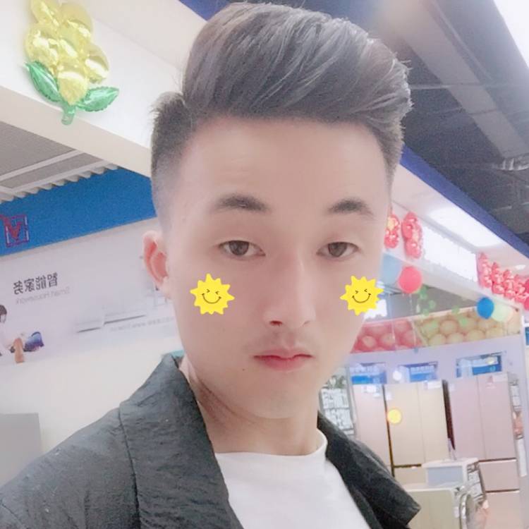 泪雨拉长了腿部的的照片