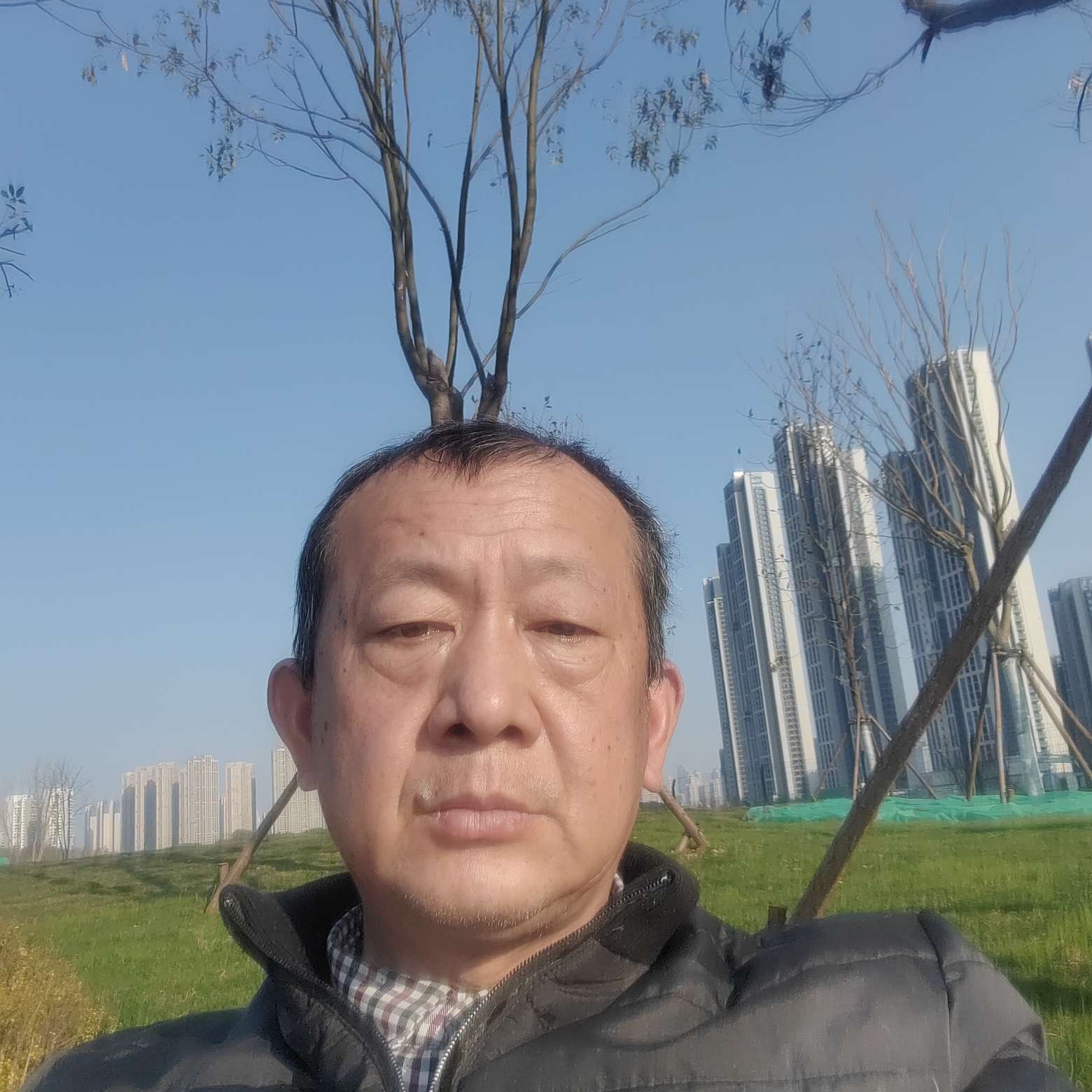 日记本多么单薄的照片