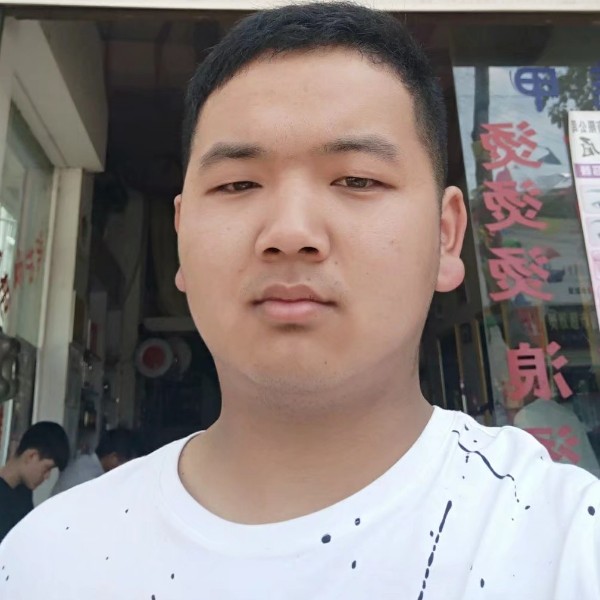 水杯内向的照片