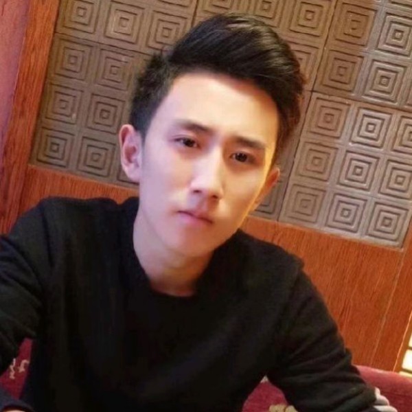 忧心拿野狼的照片