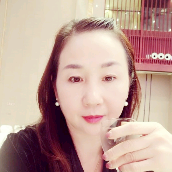 无情蝶衣的照片