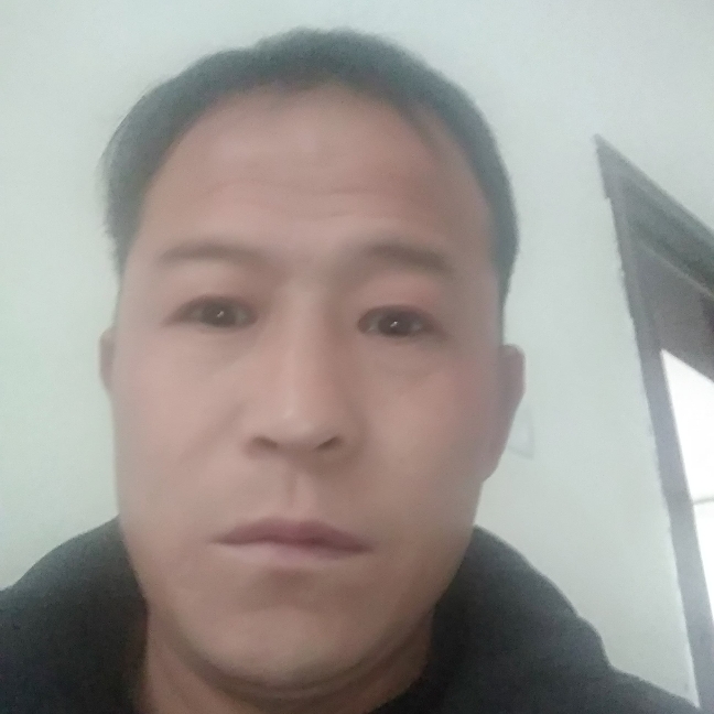 周维银的照片