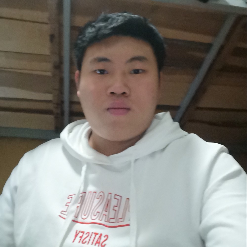 风中迎初雨的照片