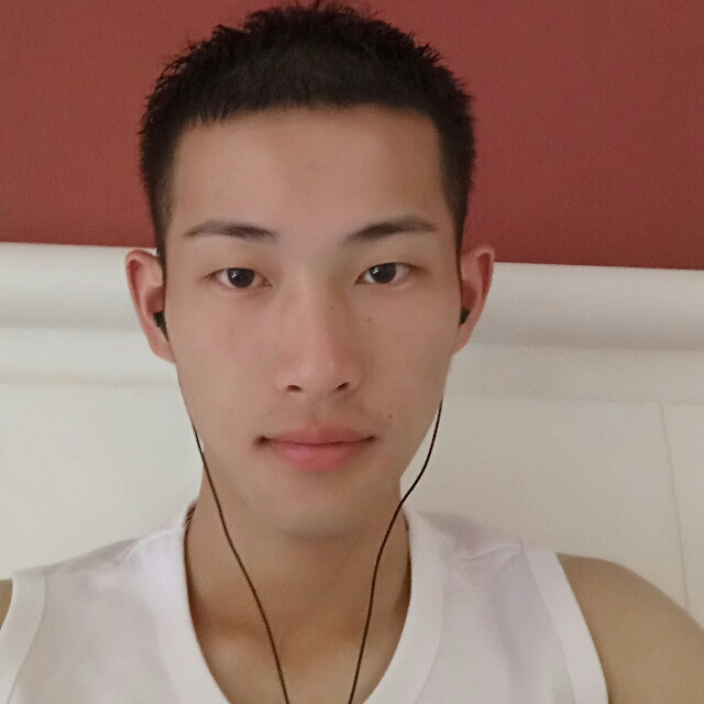 逆光情人的照片