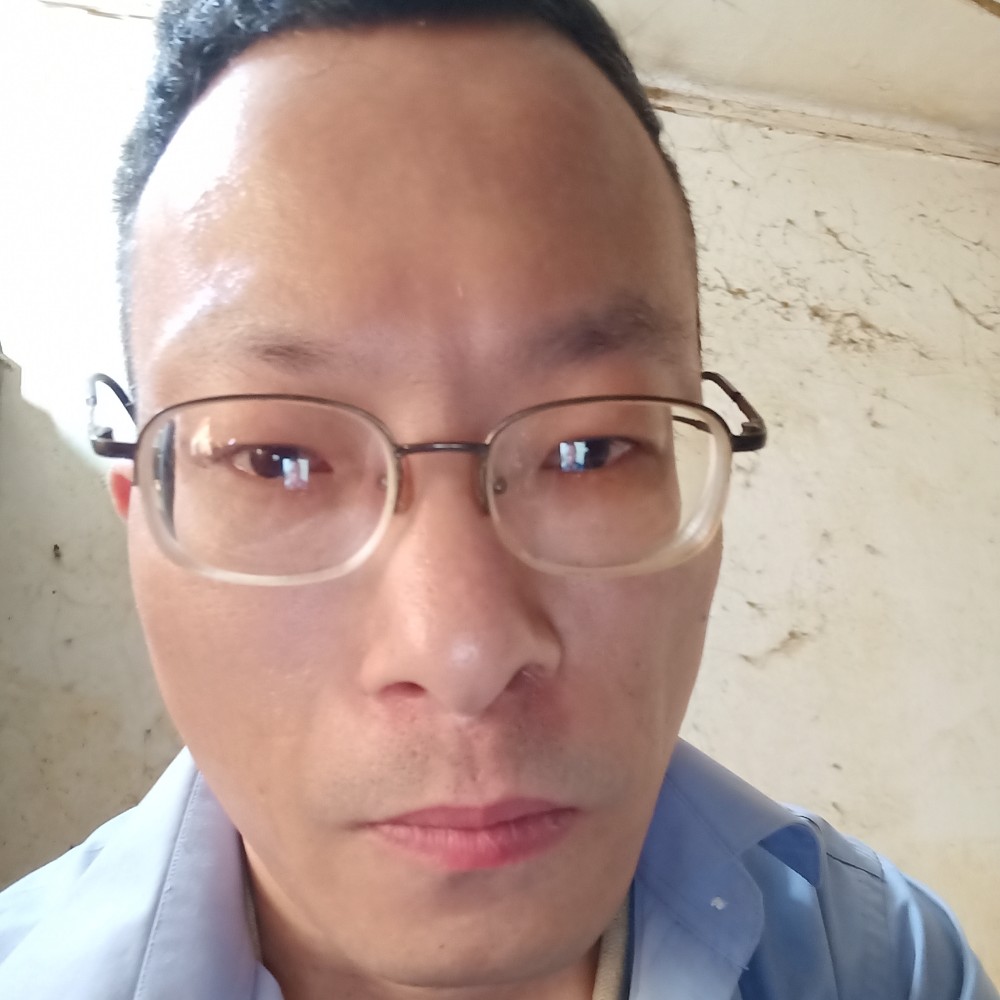鞋子搞怪的照片