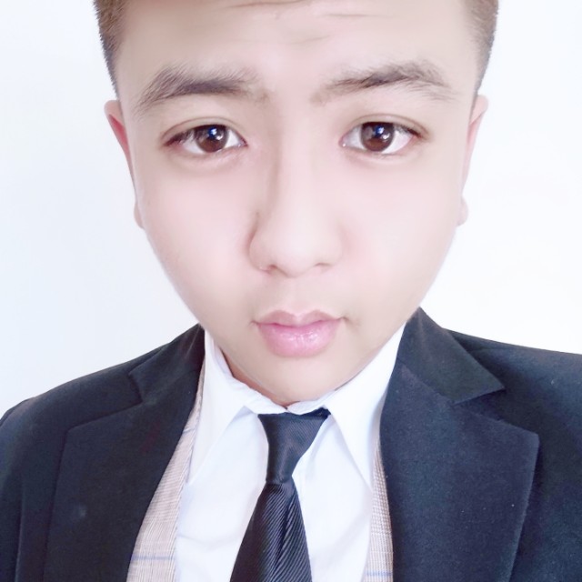 无奈挽手往事的照片