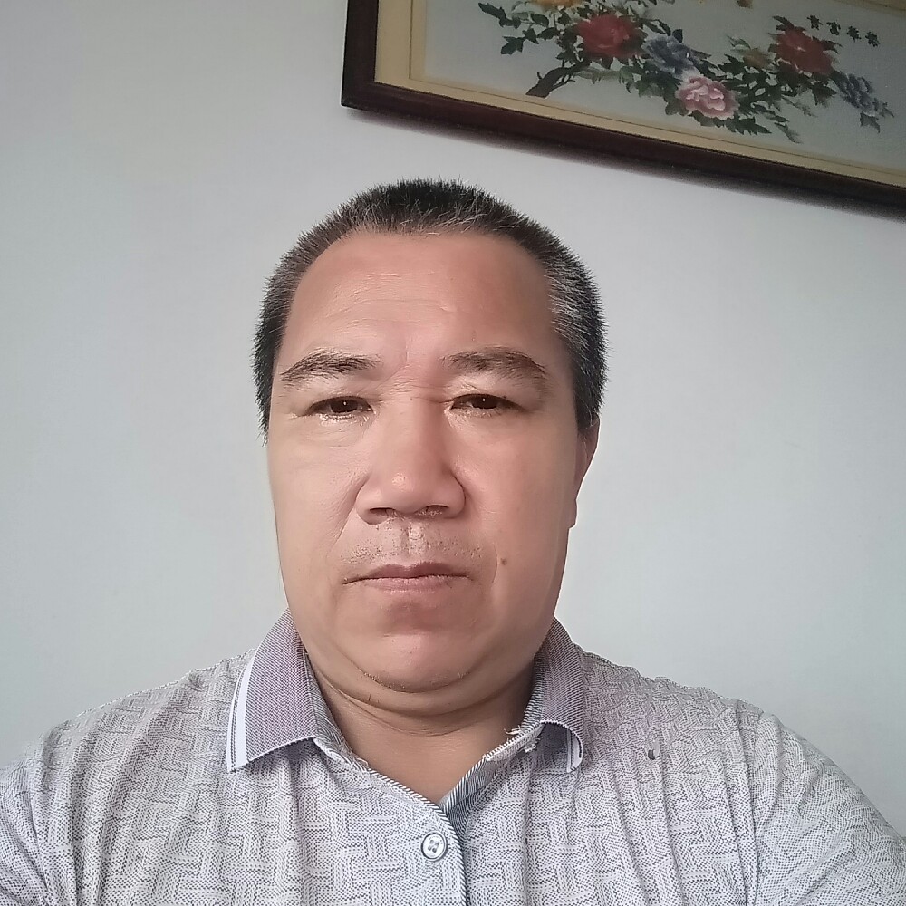 顺心踢豌豆的照片