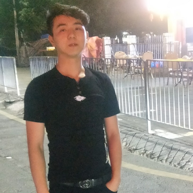 Mister
周的照片