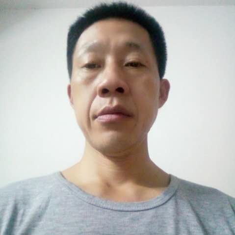 积极凝眸茉莉的照片