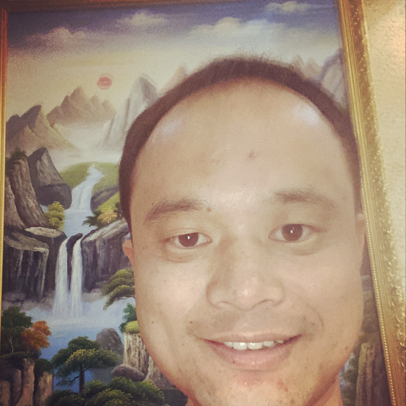 山峰心孝的照片