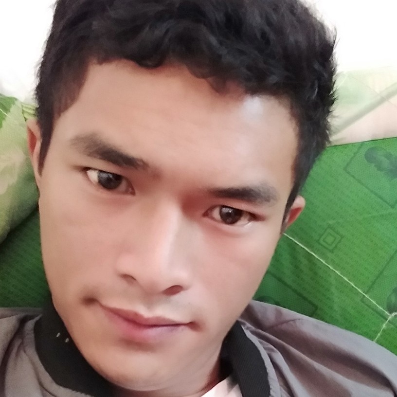 欢喜浅吻玫瑰的照片