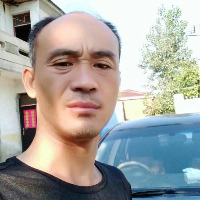 勤劳自行车的照片