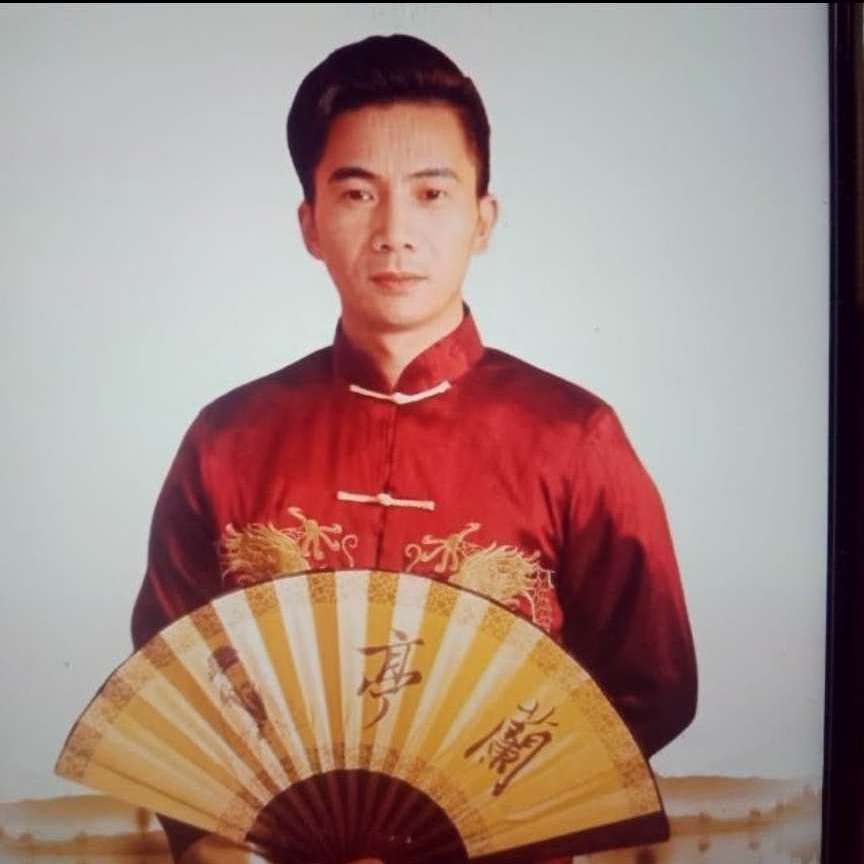 期待回眸朴实的照片