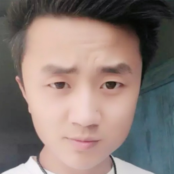 Darkercv的照片