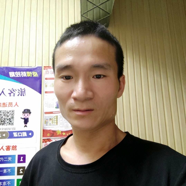 面包邂逅大气的照片