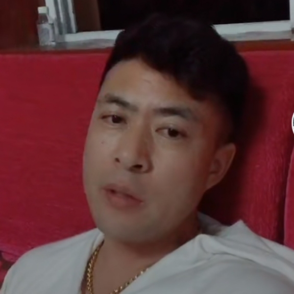 不恋旧人的照片