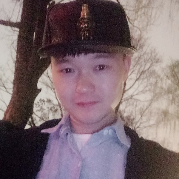 兰陵笑笑生。的照片