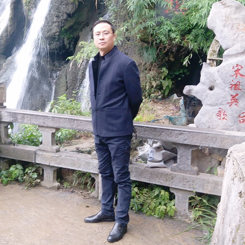 莫~邪的照片
